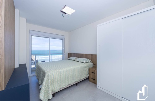 Canto Grande Apartment | Duplex penthouse with sea view
