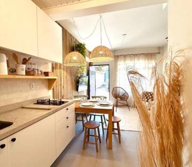 Armacao Apartment | Duplex vista mar no sul da ilha com acesso direto à praia