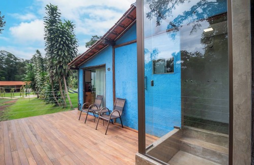 Piedade do Paraopeba Ski Chalet | Ecological Chalet in Brumadinho 30 minutes from BH. Bath, Kitchen, Deck and Pet Friendly