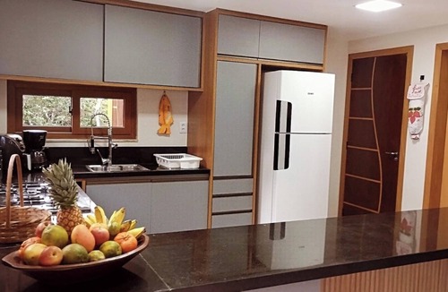 Itacimirim House | Ecological refuge and excellent cook optional