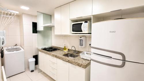 Cruz das Almas Apartment | Edf. Maison Monet - Quarto e Sala Completo | Vista Mar