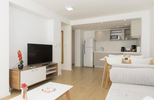 Province of Tierra del Fuego House | Edificio Pacífico - Apartment with balcony