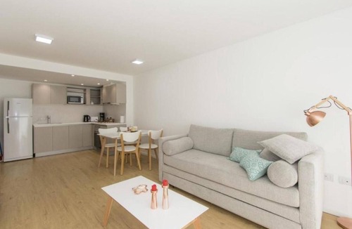 Province of Tierra del Fuego House | Edificio Pacífico - Apartment with balcony