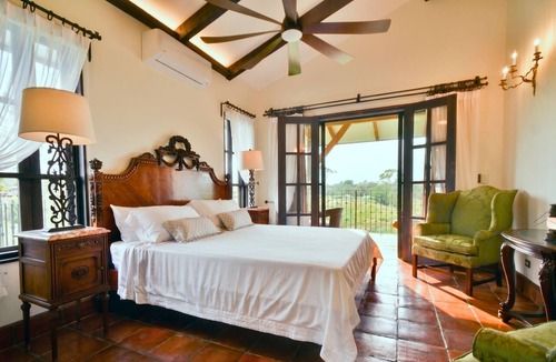 Tigre Resort | El Lugar Hotel & Nature Reserve Costa Rica