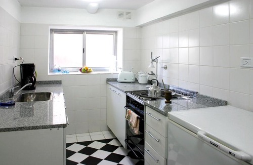 San Cristobal Bed & Breakfast | Elefante Rosa Hostel