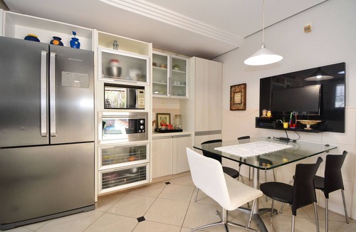 Joao Paulo House | Elegante Casa com Piscina - João Paulo - CEN006
