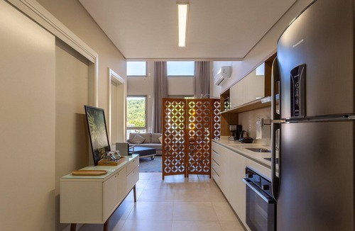Jurere Apartment | Elus - Building With Rooftop Pool 350m From the Beach!