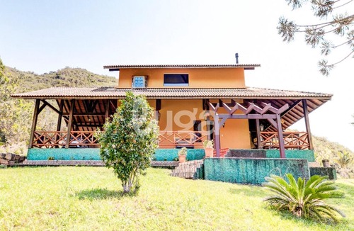 Santo Amaro da Imperatriz House | Empress Mansion: Hot Springs and Nature.