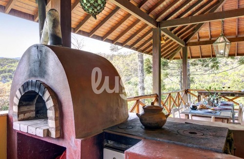 Santo Amaro da Imperatriz House | Empress Mansion: Hot Springs and Nature.