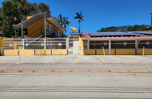 Lazaro House | Encantos do Lázaro