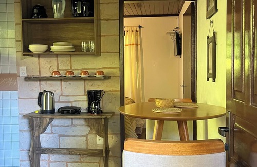 Pantano do Sul Ski Chalet | Enjoy nature just 50m from the beach at Chalé Cutia.