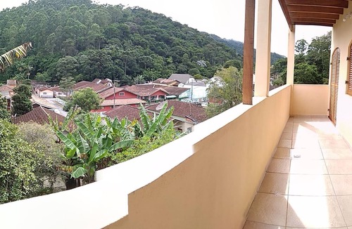 Santo Antonio do Pinhal House | Entire house for short and long stay accommodation.