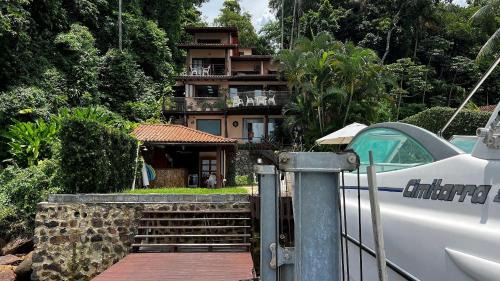 Vila Velha House | Entire House with Pool and Exclusive Deck Angra