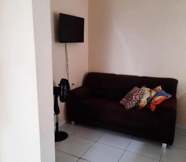 Laguna House | Estúdio acolhedor e versátil