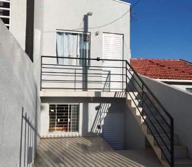 Uvaranas House | Estúdio Central 76