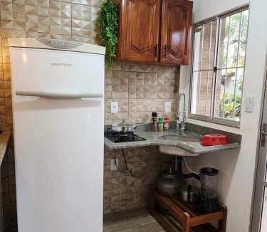 Ilheus House | Estúdio moderno com cozinha america
