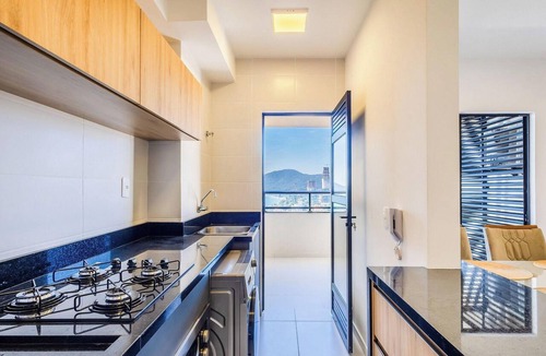 Praia da Armacao do Itapocoroi Apartment | Estadia completa com piscina a 400m da Praia da Armação - SKL