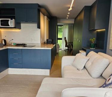 Sambaqui Apartment | Estúdio Blue - Beach and Home Office