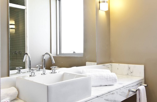 Santo Antonio Hotel | Esuites Savassi Toscanini