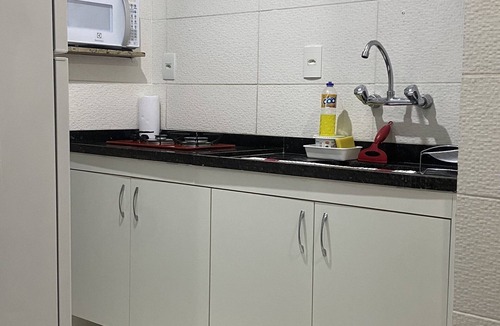 Gloria Apartment | Excelente Quarto e Sala Reformado Localizado em Bairro Privilegiado da Zona sul