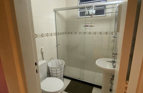 Gloria Apartment | Excelente Quarto e Sala Reformado Localizado em Bairro Privilegiado da Zona sul