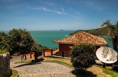 Joao Fernandes House | Excellent Beach House, in João Fernandes overlooking Praia Brava