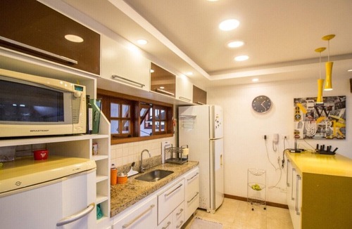 Sao Jose House | Excellent house in a gated community with total security, 24-hour concierge, 4 suites.