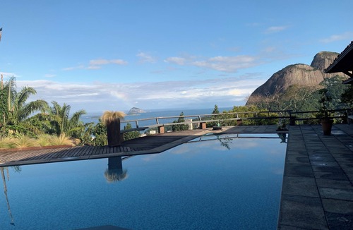 Gavea House | Exceptional mansion with panoramic views between the sea and mountains, with 24-hour security.
