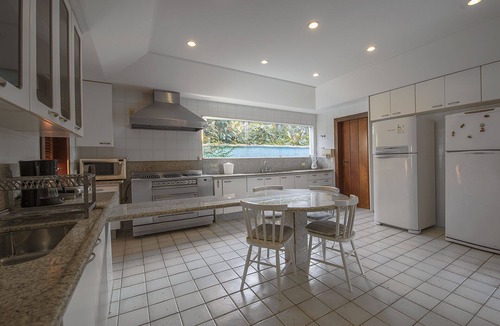 Village da Ferradura House | Exclusive house on the edge of Ferradura Beach.
