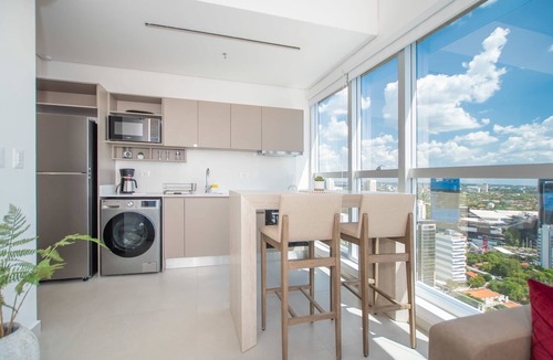 Asuncion Apartment | Executive 1BR Apartment, Petra Tower Asunción