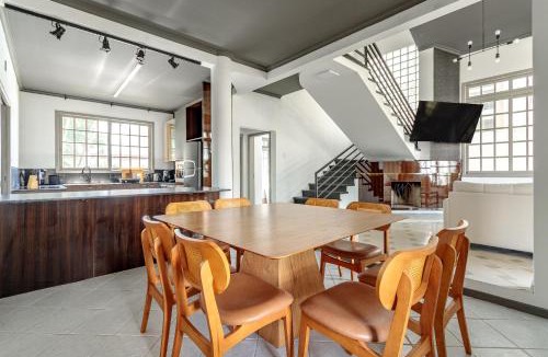 Jurere House | Férias em Jurerê Internacional