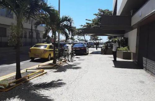 Copacabana House | Flat 50 metros da Praia