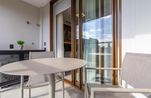 Vila Nova Conceicao Apartment | Flat altissimo luxo - Cama Queen - 2 banheiros completos