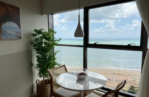 Pina Apartment | Flat Beira Mar Boa Viagem- Beach Class Internacional-Família