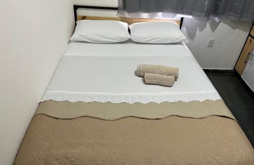 Jardim Ipe Apartment | Flat com ar e varanda com linda vista para o Ibituruna - Vôo Livre 203