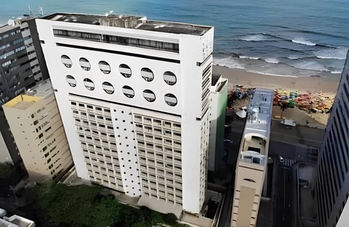 Boa Viagem Apartment | Flat com piscina a 50m da praia