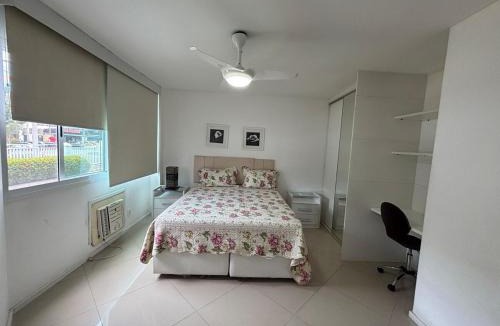 Recreio dos Bandeirantes Apartment | Flat com piscina na beira da praia do Recreio