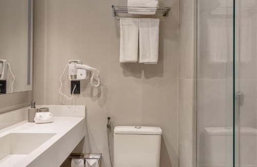 Itaim Bibi Apartment | Flat em Hotel no Itaim com piscina, academia e limpeza diária