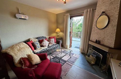 Alto do Capivari Apartment | Flat for 6 people at Home Green Home