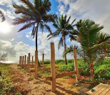 Cabedelo Apartment | Flat Golden Beach Home - Prédio de frente para o Mar