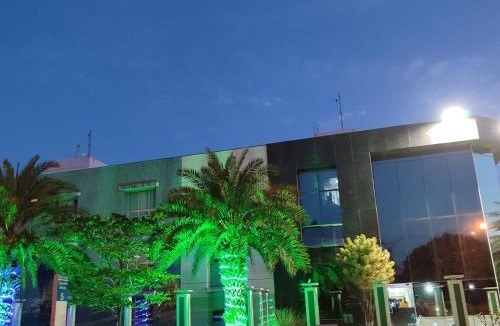 Sudoeste e Octogonal Apartment | FLAT MODERNO SUDOESTE Ed Vienna Cozinha completa,wi-fi rápido ar condicionado