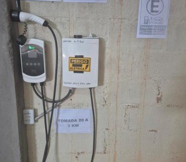 Alto Esplanada Apartment | Flat na área central de Valadares Com AR garagem wifi cozinha completa para grupos ou casais