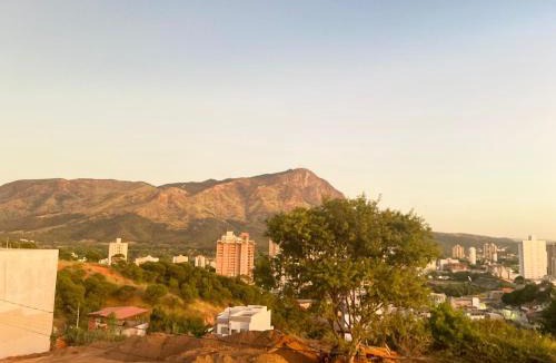 Alto Esplanada Apartment | Flat na área central de Valadares Com AR garagem wifi cozinha completa para grupos ou casais