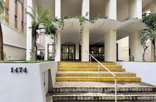 Cerqueira Cesar Apartment | Flat no Jardins com Serviço de Camareira