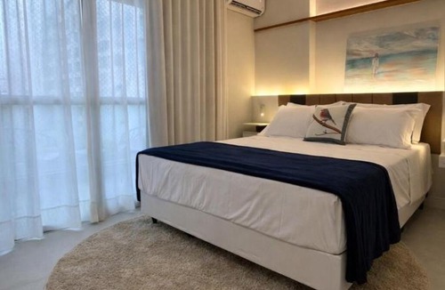 Triangulo das Bermudas Apartment | Flat Praia do Canto Collection View for family