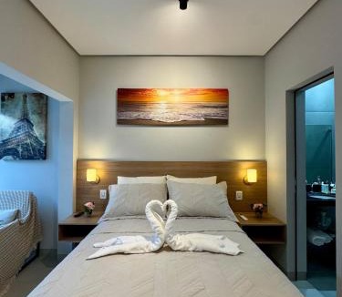 Jardim Palmeiras Apartment | Flat Premium com Garagem, Varanda e Carregador EV - Ahava Stays