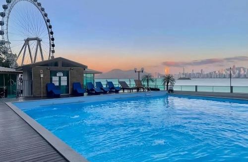 Pioneiros Apartment | Frente Mar com Piscina, Garagem e Vista Linda