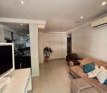 Vila Velha Apartment | Frente Vista do mar - Praia da Costa - Moderno 02 Qts - ArSplit - Garagem