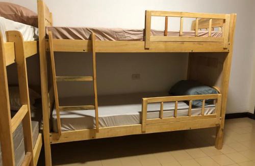 Encarnacion House | Frida Hostel