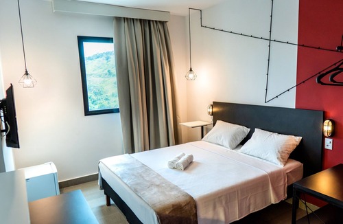 Olga Prates Correa Hotel | Front Comfort Teófilo Otoni